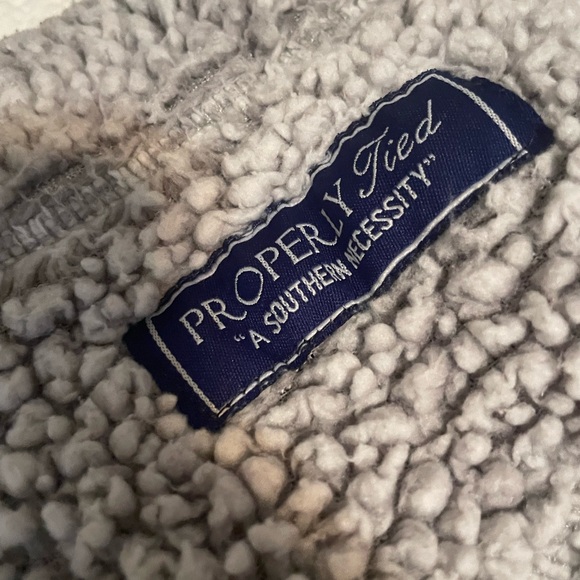 Properly Tied pintail pullover XL unisex GUC gray pockets smoke free - Picture 6 of 8